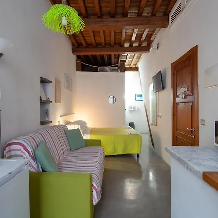 Lägenhet Ludovica - Backpackers House Vernazza